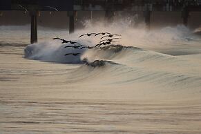 Ast Surf Hotel