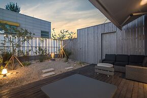 Blo By Blo Hotel