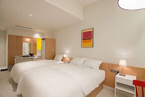 Blo By Blo Hotel