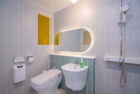 Blo By Blo Hotel