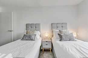 St Martins House Luxury Apts. Ruislip