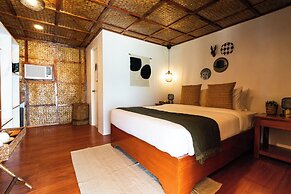 El Nido Beach Huts