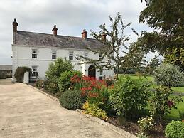 Charming 3-bed Cottage Moira - Hillsborough
