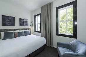 Oaks R Suites Geelong