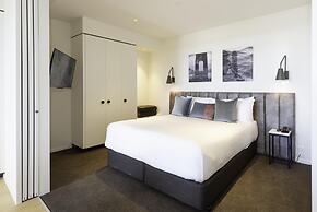Oaks R Suites Geelong