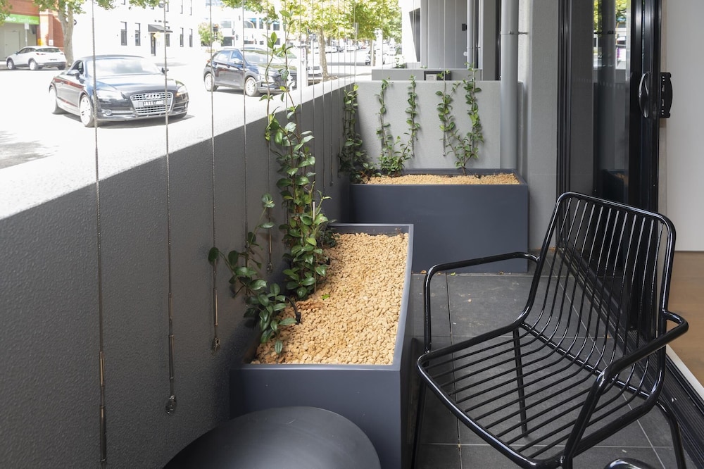 Oaks R Suites Geelong