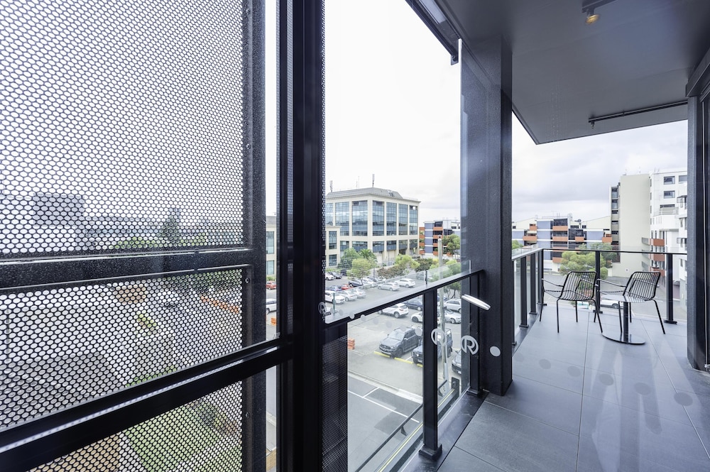 Oaks R Suites Geelong