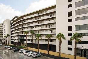 Waters Edge 521
