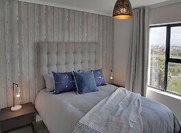Waters Edge 521