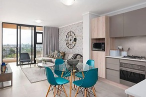 Waters Edge 503
