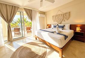 Noah Beach Hotel & Suites