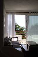 Noah Beach Hotel & Suites