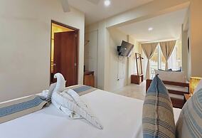Noah Beach Hotel & Suites