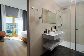mk | hotel tirana