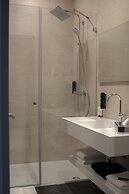 mk | hotel tirana