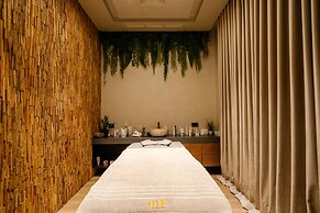 mk | hotel tirana