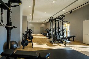 mk | hotel tirana
