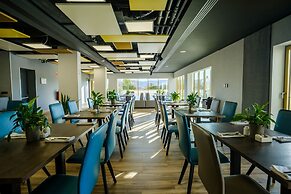 mk | hotel tirana