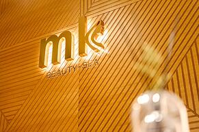 mk | hotel tirana