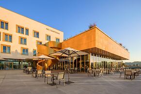 mk | hotel tirana