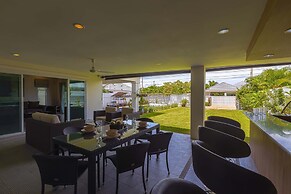 Cozy 3 Bedroom Pool Villa L70