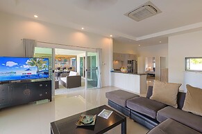 Cozy 3 Bedroom Pool Villa L70
