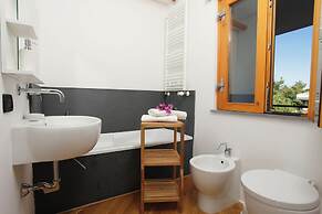 Private Room With Bathroom And Pool