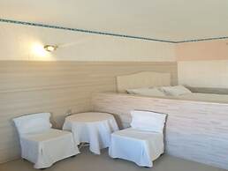 Room-spacious Room in Creta for 3 People