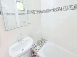 Room-spacious Room in Creta for 3 People