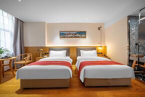 Ramada by Wyndham Diqing