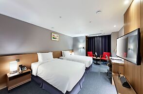 Ramada by Wyndham Gumi