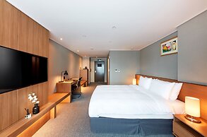 Ramada by Wyndham Gumi