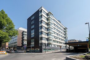 Modern Downtown Studio - 