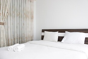 Pleasant 1BR Apartment with Sofa Bed at Dago Suites