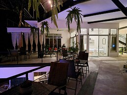 Vista Ocean Suites