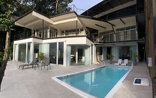 Vista Ocean Suites