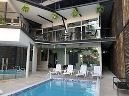 Vista Ocean Suites