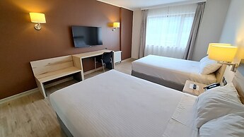 Hotel Diego de Almagro Castro