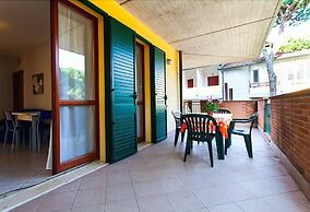 Lido Spina / Estensi Apartments