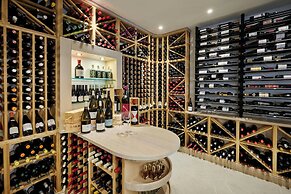 The Pearle Hotel & Spa, Autograph Collection
