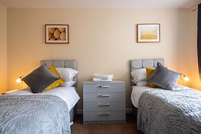 Apartment 4