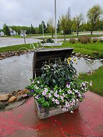 Village Creek Country Inn
