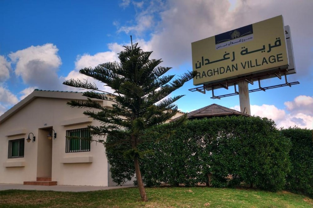 Raghdan Village