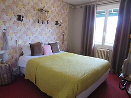 Hotel Saint Cyr