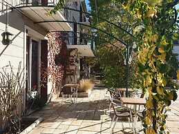 Hotel Saint Cyr