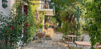 Hotel Saint Cyr