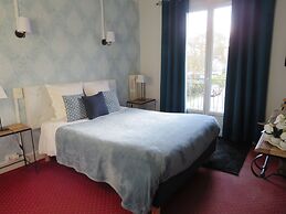 Hotel Saint Cyr