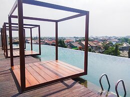 Modern 2BR Grand Kamala Lagoon Apartment
