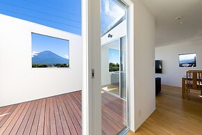 Frame View Mt.Fuji Villa East