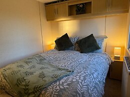 Captivating 2-bed Static Caravan in Holyhead